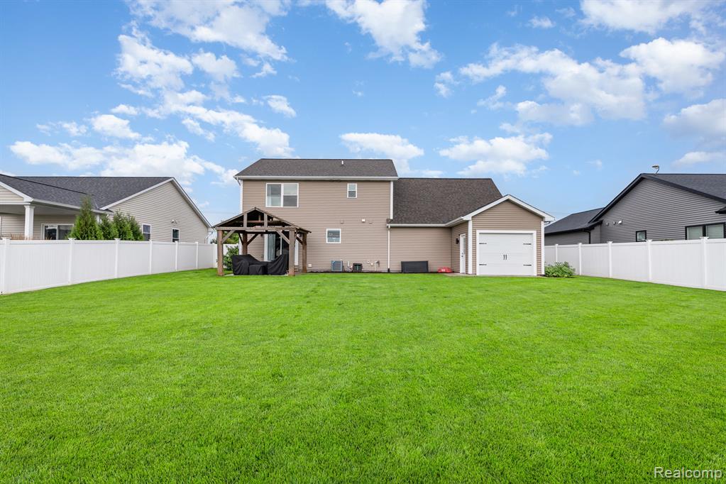 10224 Sarle Road, Freeland, MI 48623 — Photo 29
