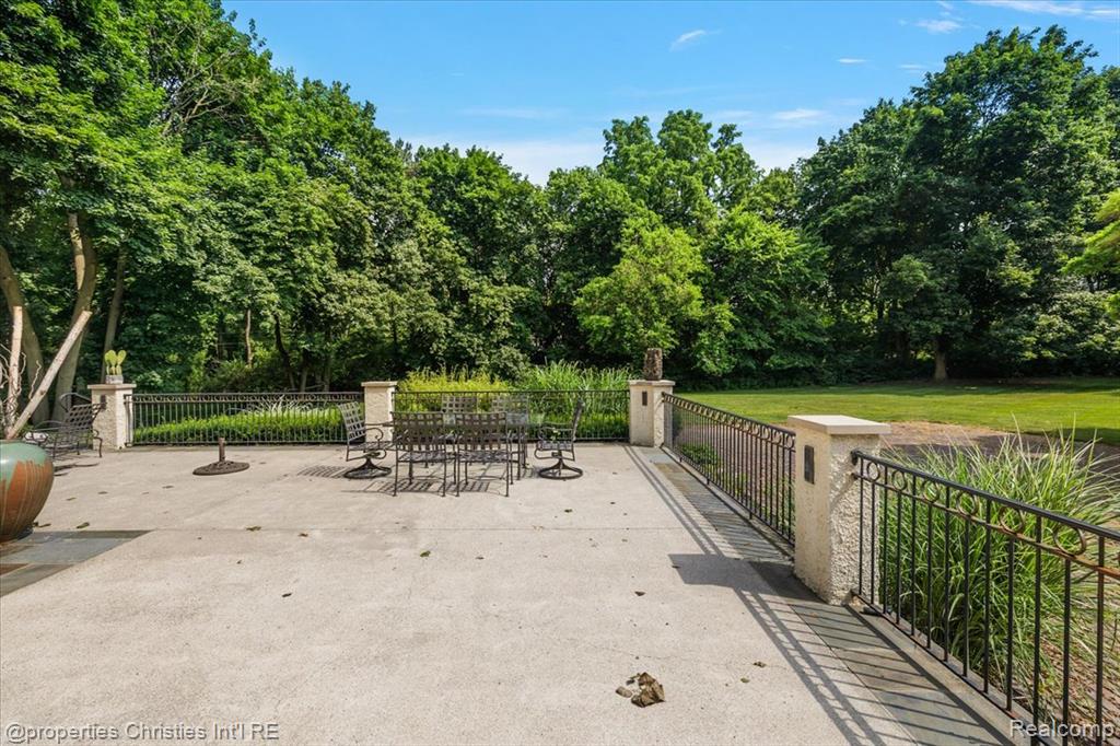 777 Kensington Lane, Bloomfield Hills, MI 48304 — Photo 77