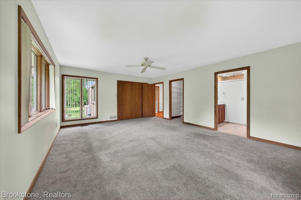 2610 Vanel Court, West Bloomfield, MI 48324 — Photo 21