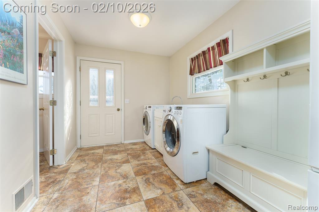 11651 Earl Street, Pinckney, MI, 48169