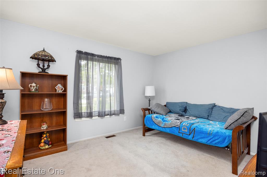 1194 Paddington Road, Canton, MI 48187 — Photo 17