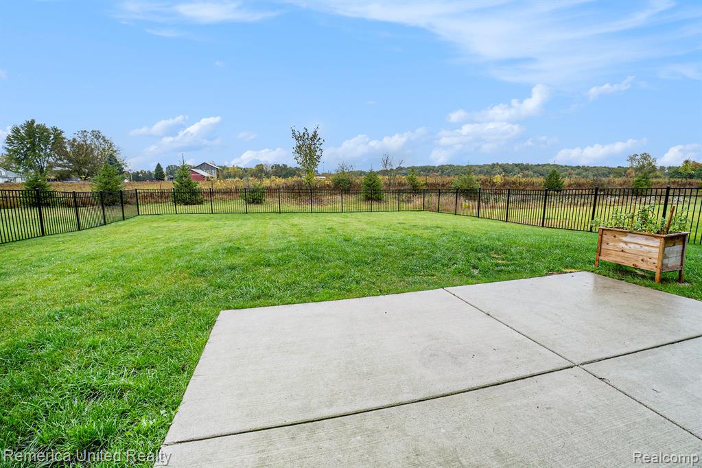83 Barnsley Drive, Howell, MI 48843 — Photo 28