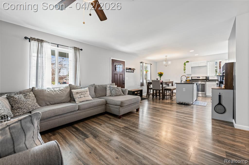 623 Columbia Street, Algonac, MI 48001 — Photo 12
