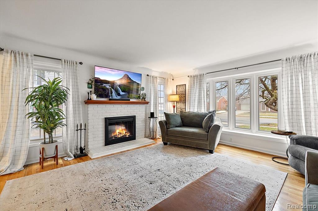 16244 Lauderdale Avenue, Beverly Hills, MI 48025 — Photo 11
