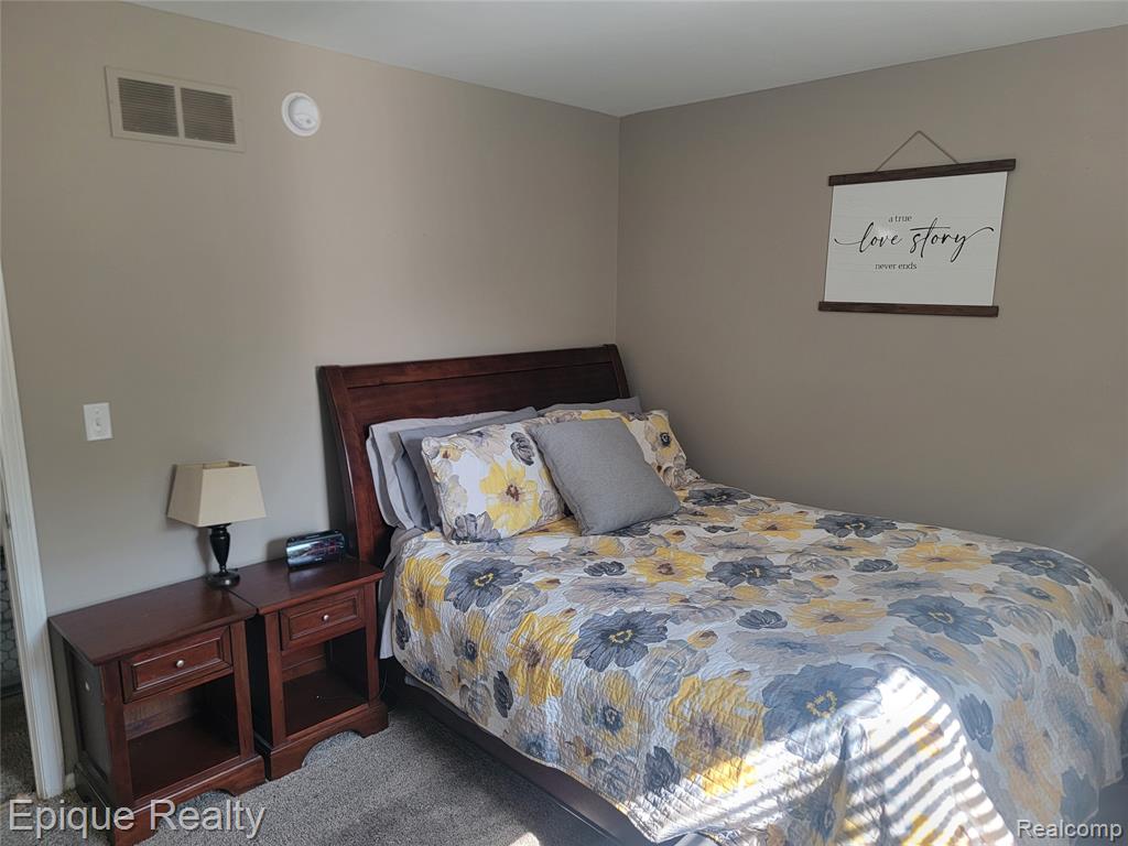 753 Applegate Drive, Marysville, MI 48040 — Photo 14