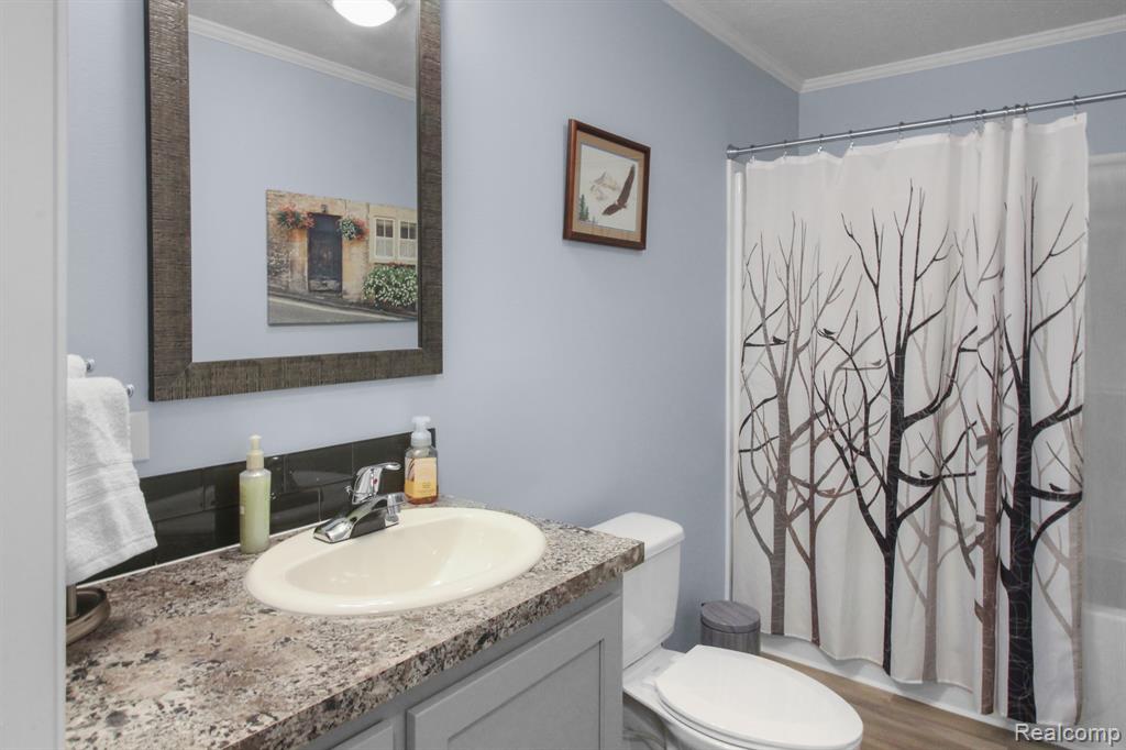 10748 EDWARDS Lane, Willis, MI 48191 — Photo 25