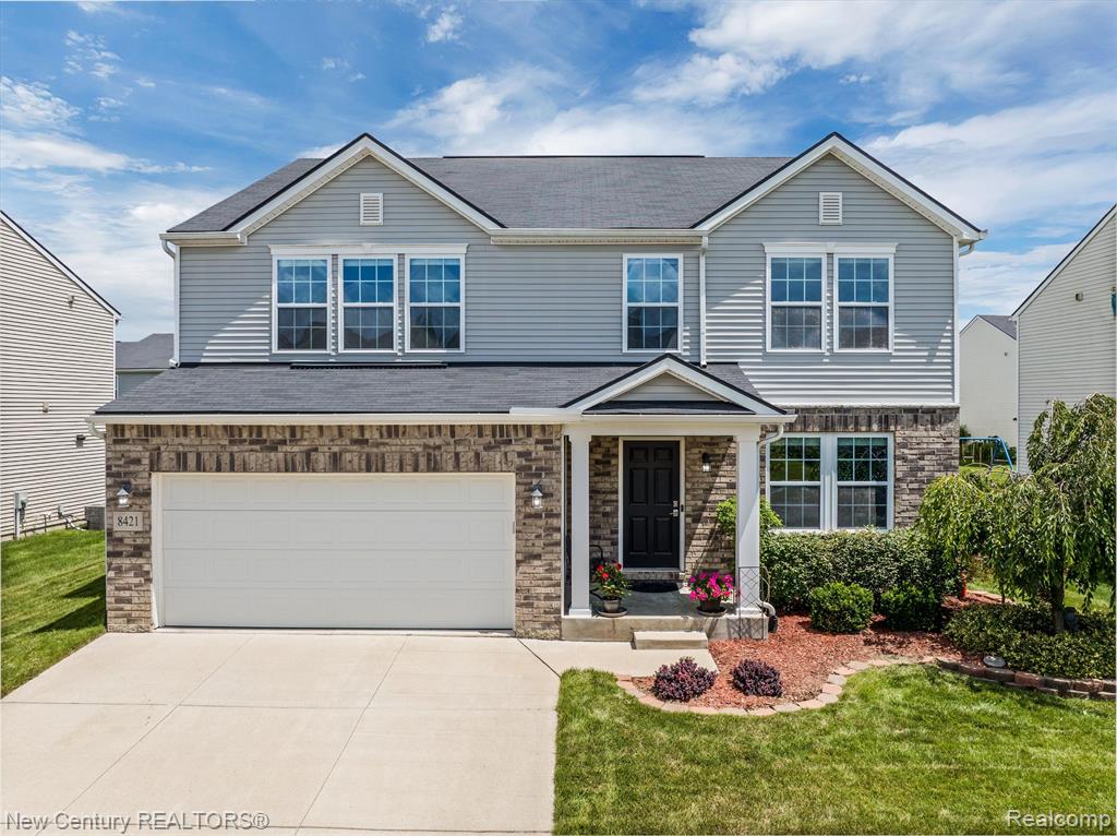 8421 Walnut Hill, Dexter, MI 48130 — Photo 2