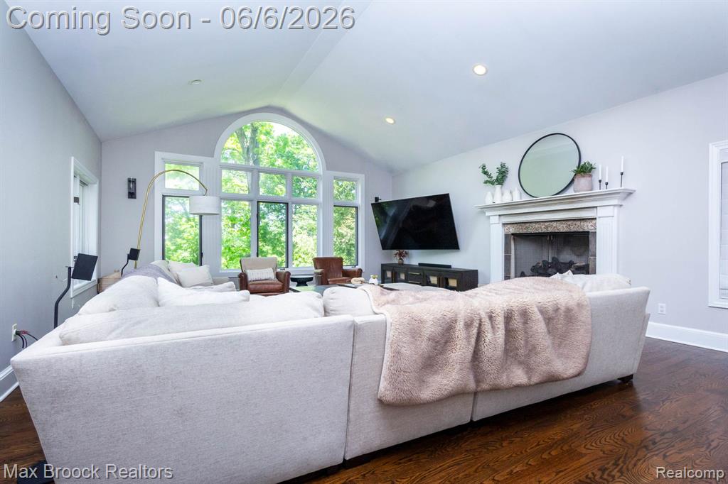 6604 College Park, Clarkston, MI — Photo 16