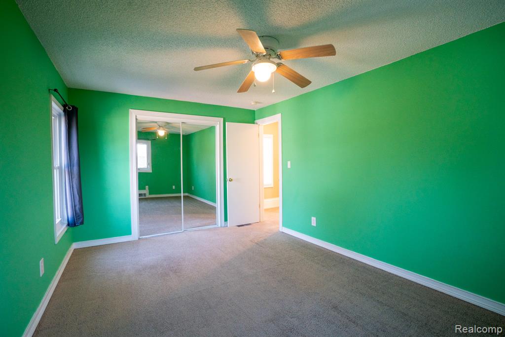 4205 Harding Street, Dearborn Heights, MI 48125 — Photo 27
