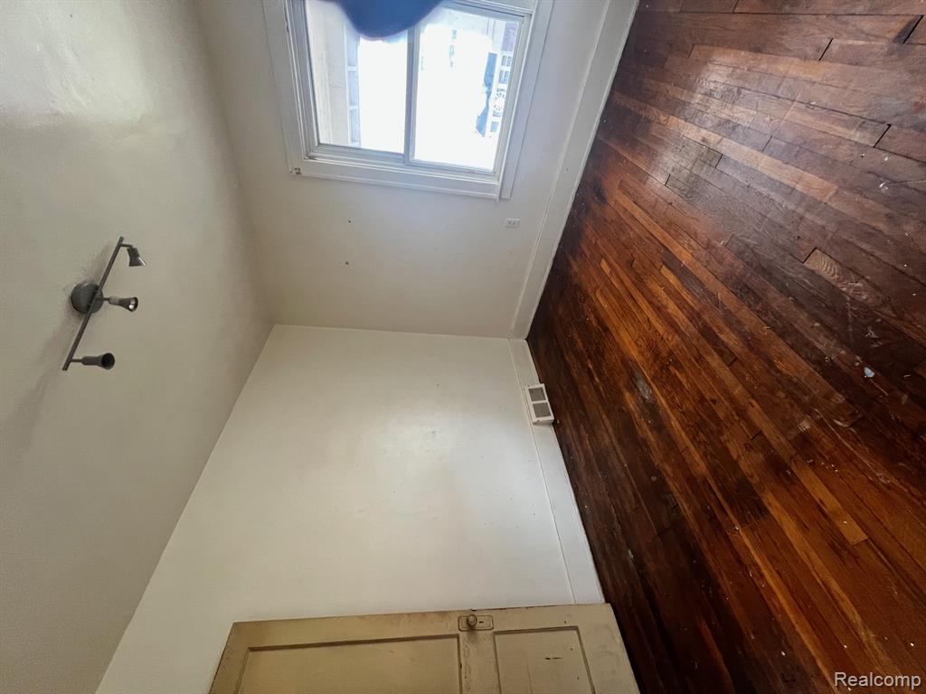 7447 Ellsworth Street, Detroit, MI 48238 — Photo 6