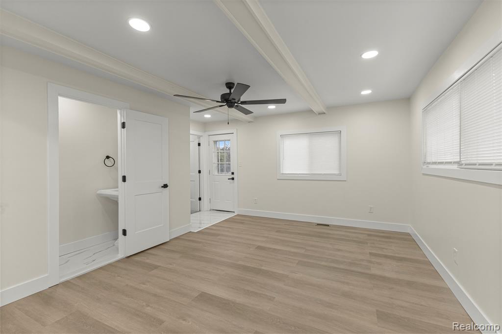 836 Garden Street, Garden City, MI — Photo 13