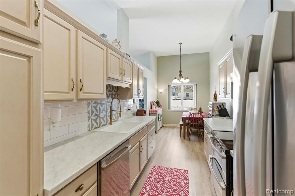 68 Pine Grove Drive, Frankenmuth, MI 48734 — Photo 7