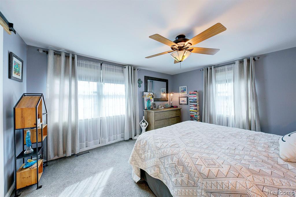 19341 ANDOVER CT, Northville, MI 48167 — Photo 35