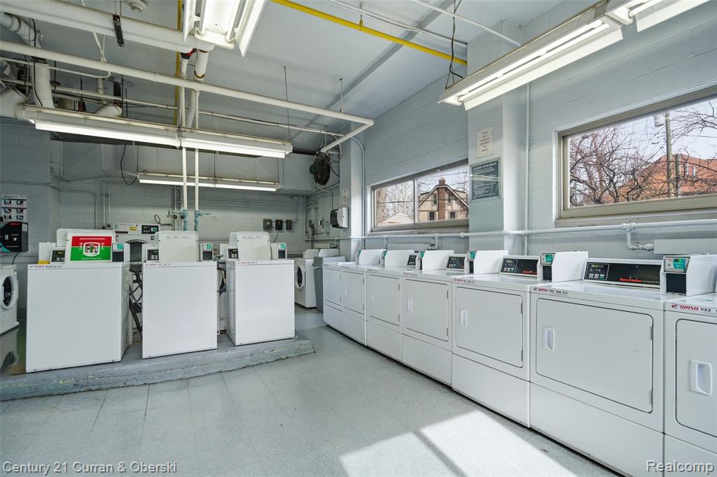 8900 E Jefferson Avenue, 112, Detroit, MI 48214 — Photo 18
