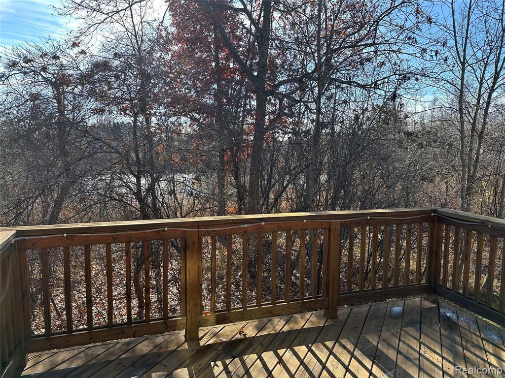620 Shoreline Drive, Fenton, MI 48430 — Photo 24