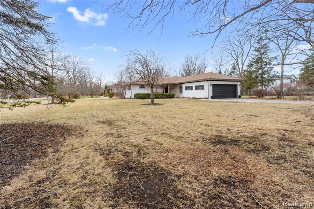 21524 THOROFARE Road, Grosse Ile, MI 48138 — Photo 27