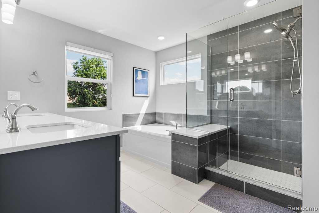 735 Risdon Trail N, Saline, MI 48176 — Photo 69