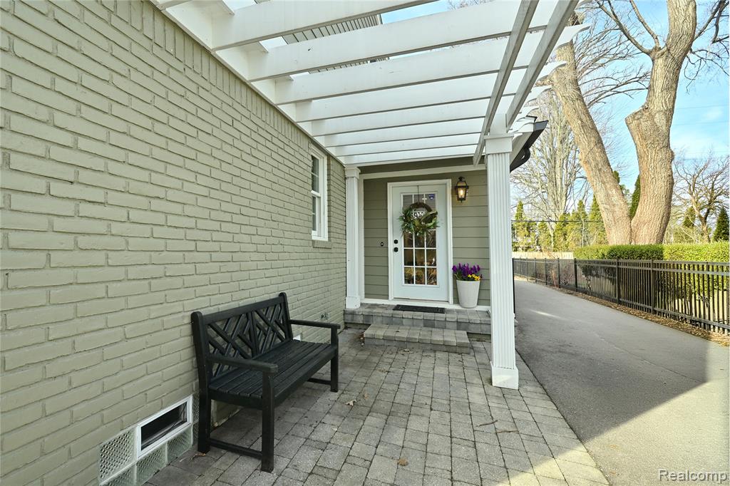 533 Westwood Drive, Birmingham, MI 48009 — Photo 32