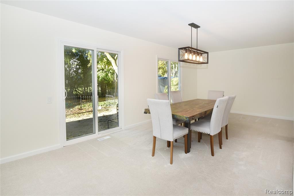 5596 Beauchamp Place, West Bloomfield, MI — Photo 10