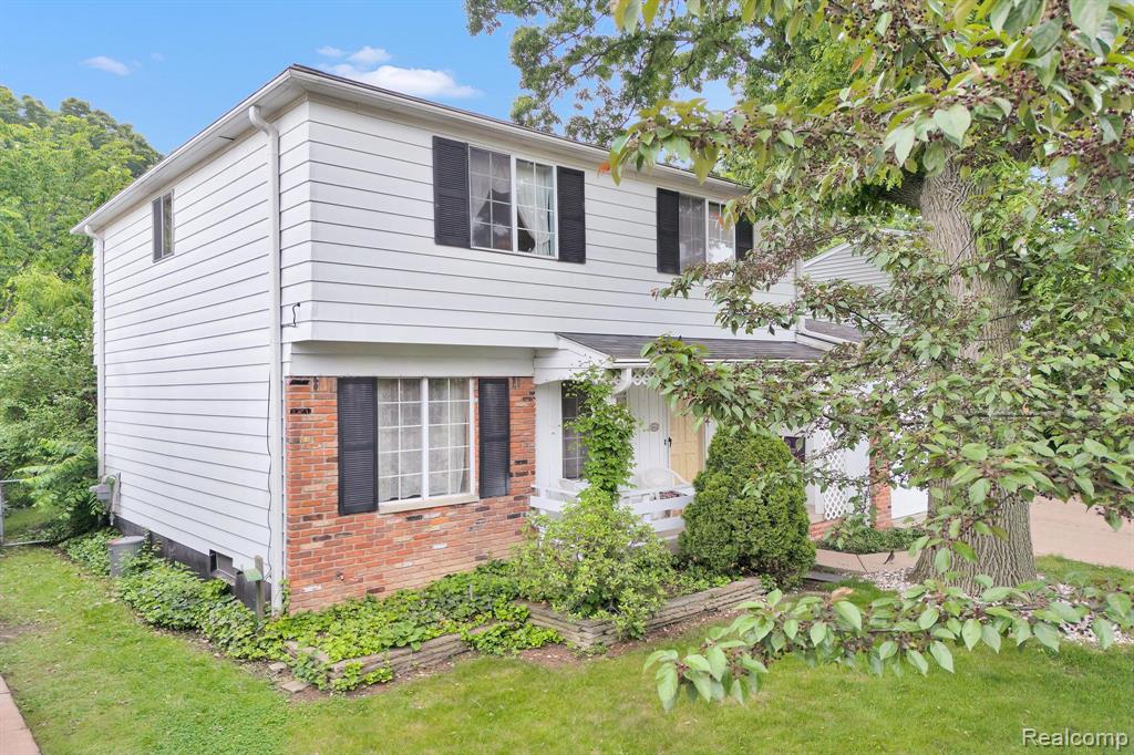 450 N Bywood Avenue, Clawson, MI — Photo 3