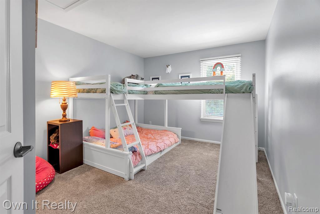 45693 Radnor Road, Canton, MI 48187 — Photo 31