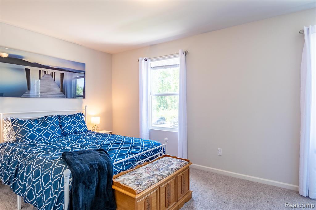 1642 GREENWAY Drive, Ypsilanti, MI 48198 — Photo 30