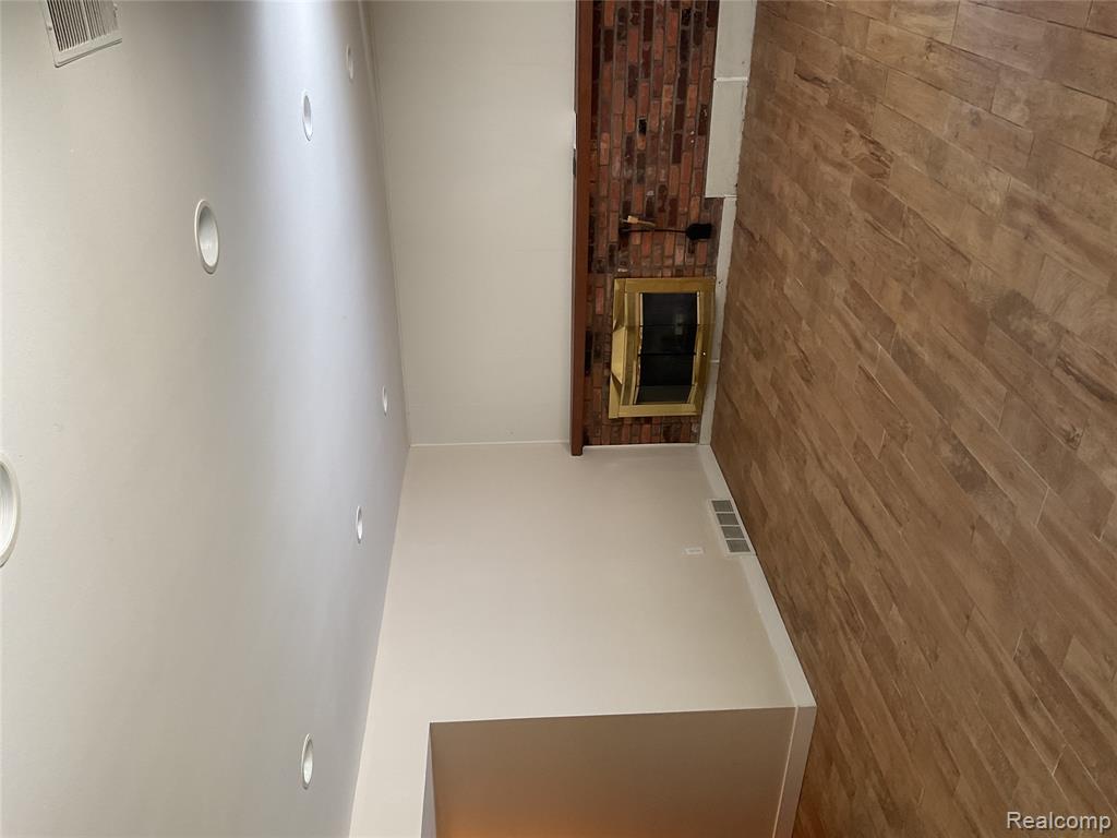 7096 Riverstone Road, West Bloomfield, MI — Photo 14