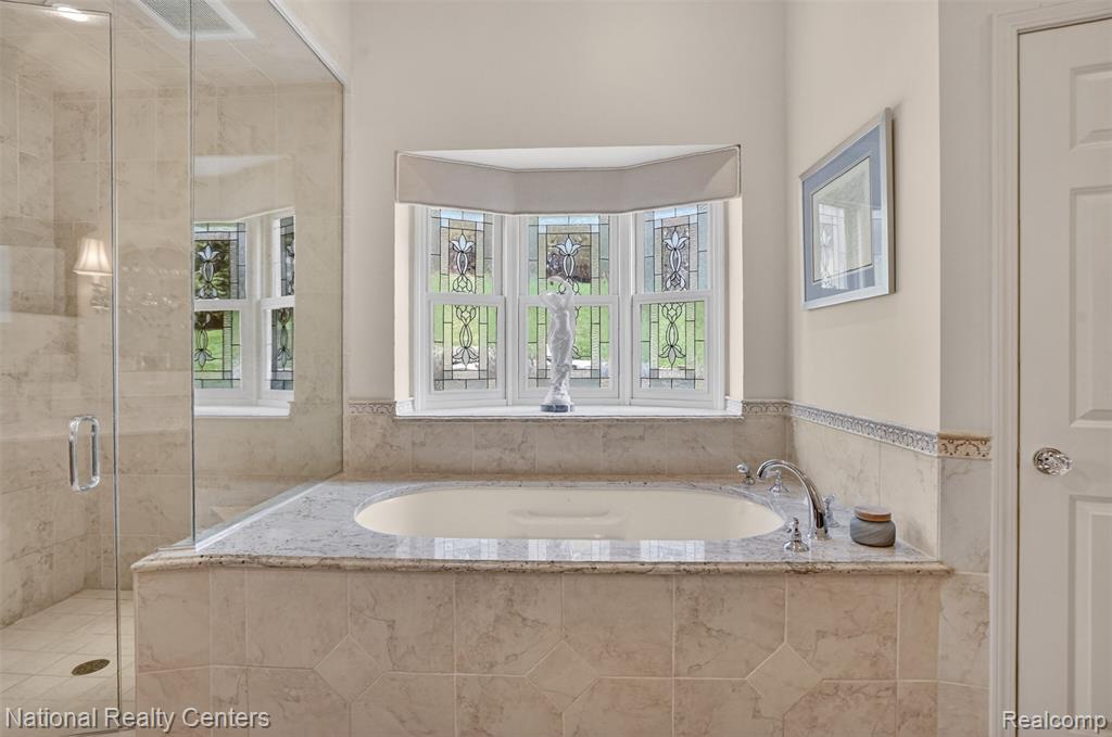 4233 N N Willoway Estates Court, Bloomfield Hills, MI, 48302