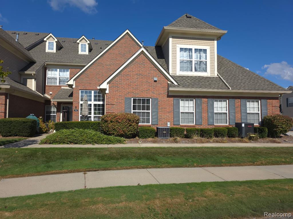 7635 Ambassador Drive, Shelby Twp, MI 48316 — Photo 2