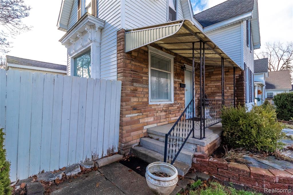 825 N Main Street, Lapeer, MI 48446 — Photo 4