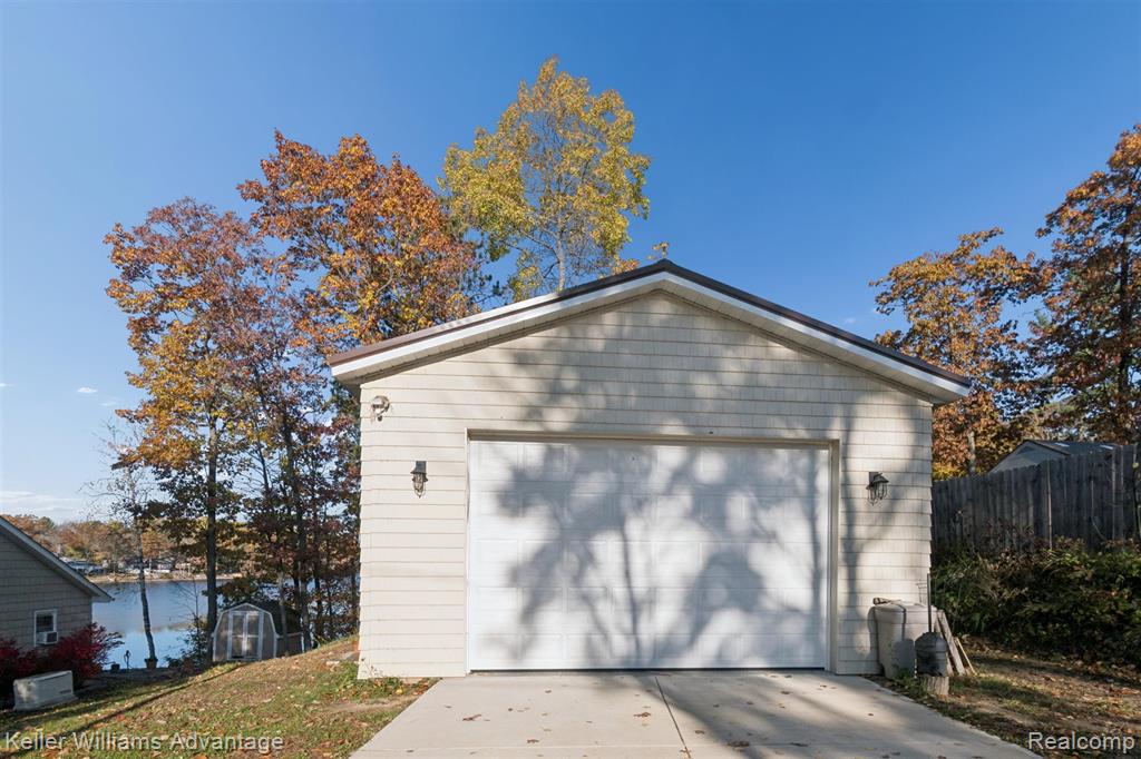 4469 Canal Drive, Harrison, MI 48625 — Photo 30