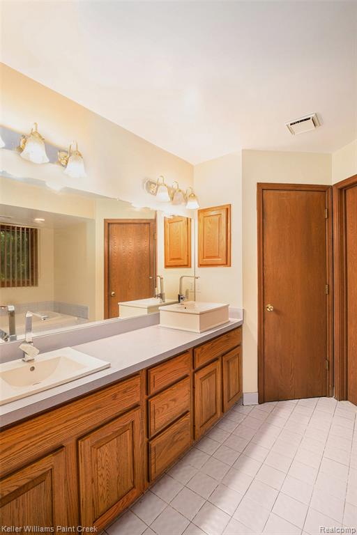 6365 Hayfield Lane, Almont, MI 48003 — Photo 32