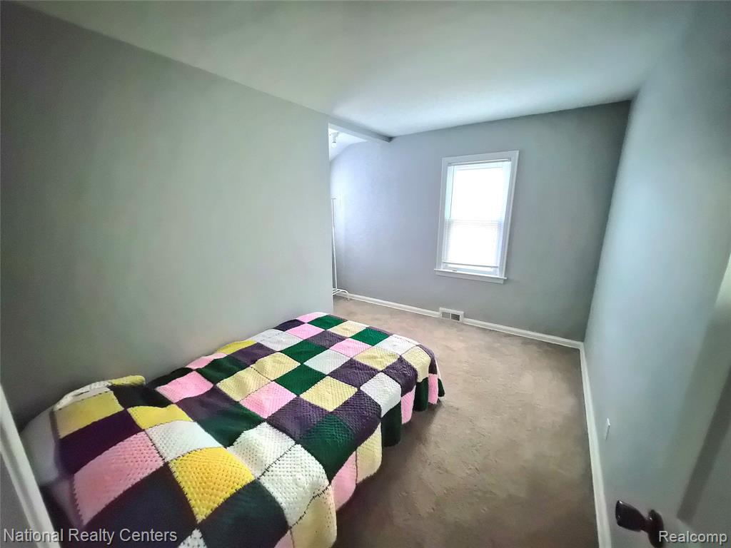 6 Utica Road, Pontiac, MI 48341 — Photo 13