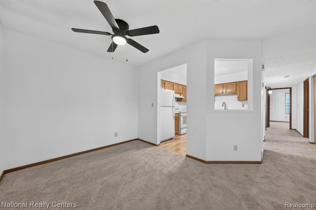 61171 Greenwood Drive, South Lyon, MI 48178 — Photo 12