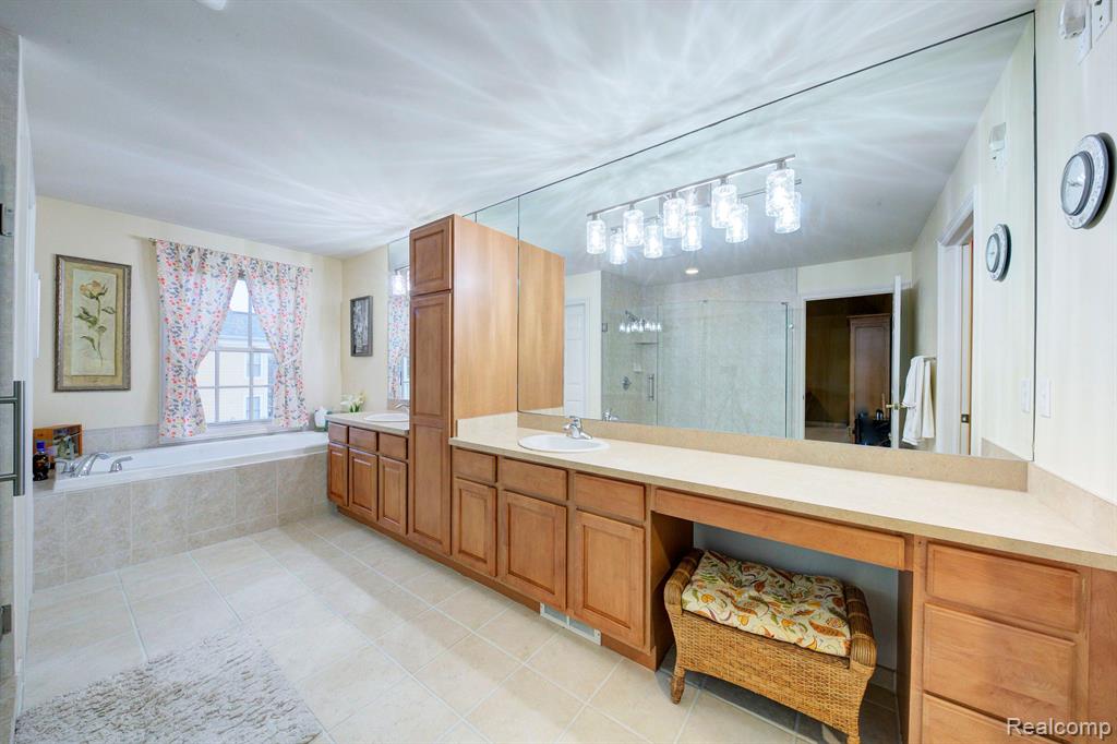 49776 Garfield Lane, Canton, MI 48188 — Photo 50