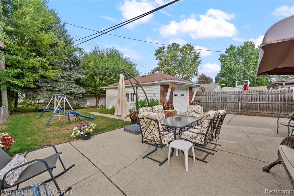 5741 Hubbell Street, Dearborn Heights, MI 48127 — Photo 29