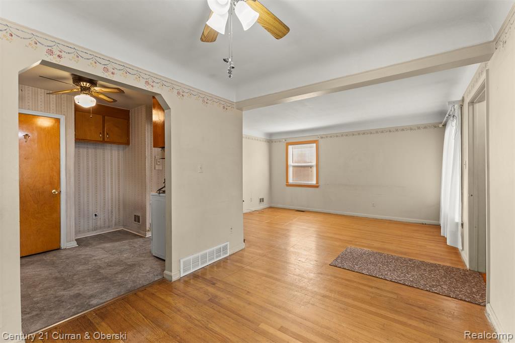 1184 Farnham Avenue, Lincoln Park, MI 48146 — Photo 8