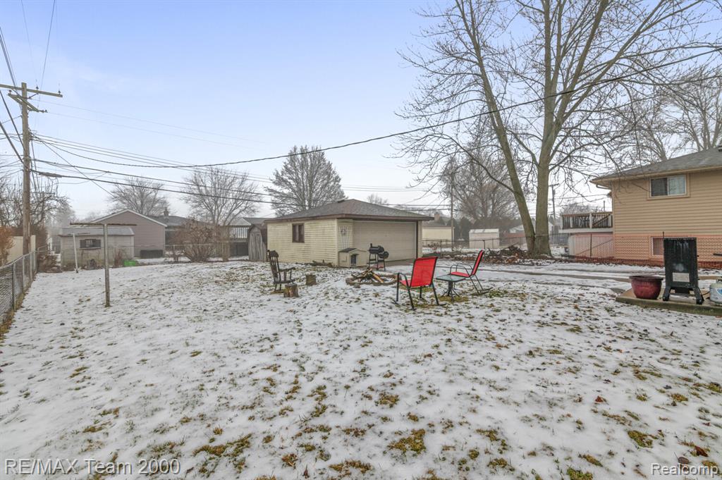 31629 Sweetbriar, Rockwood, MI — Photo 27