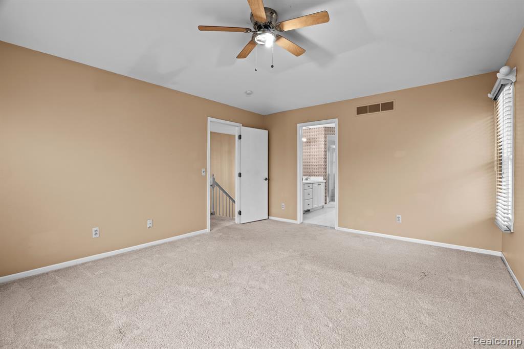 45419 GLENGARRY Boulevard, Canton, MI 48188 — Photo 25