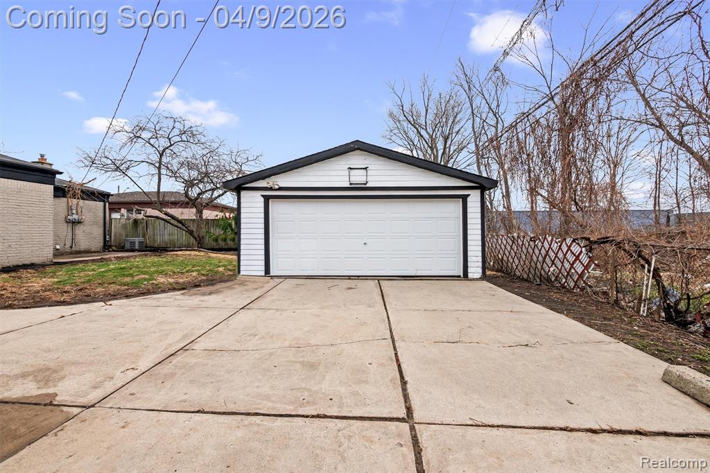 27577 Larry Street, Roseville, MI 48066 — Photo 29