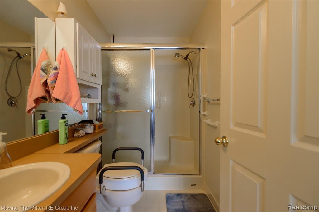 1856 N Kenwyck Drive, Ypsilanti, MI 48198 — Photo 19