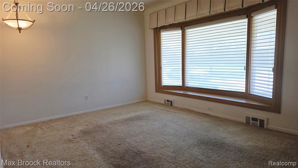25866 Huron Street, Roseville, MI 48066 — Photo 2