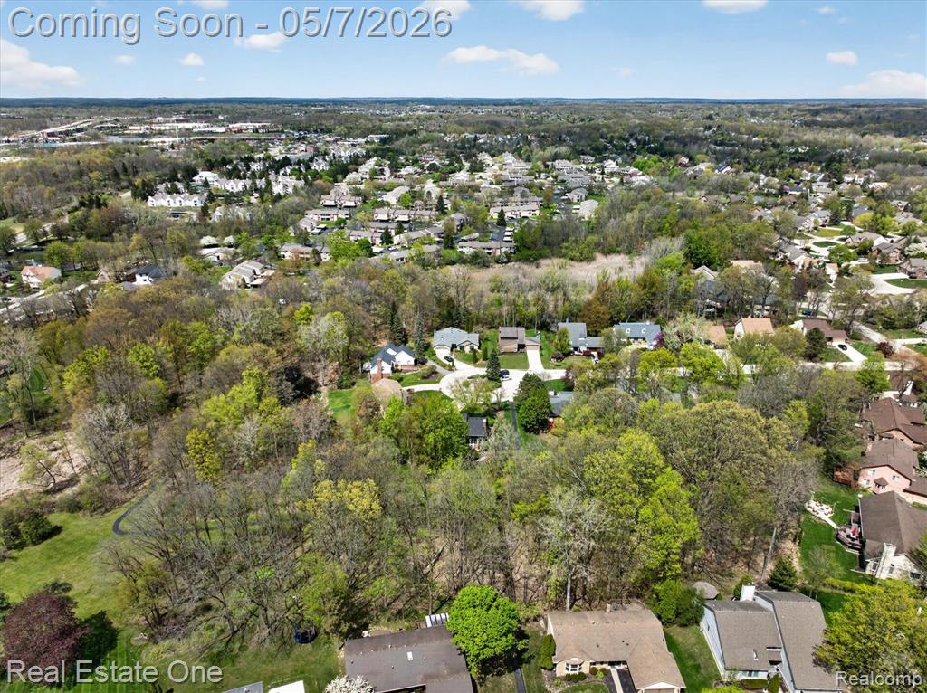 38967 Holsworth Court, Farmington, MI 48331 — Photo 83