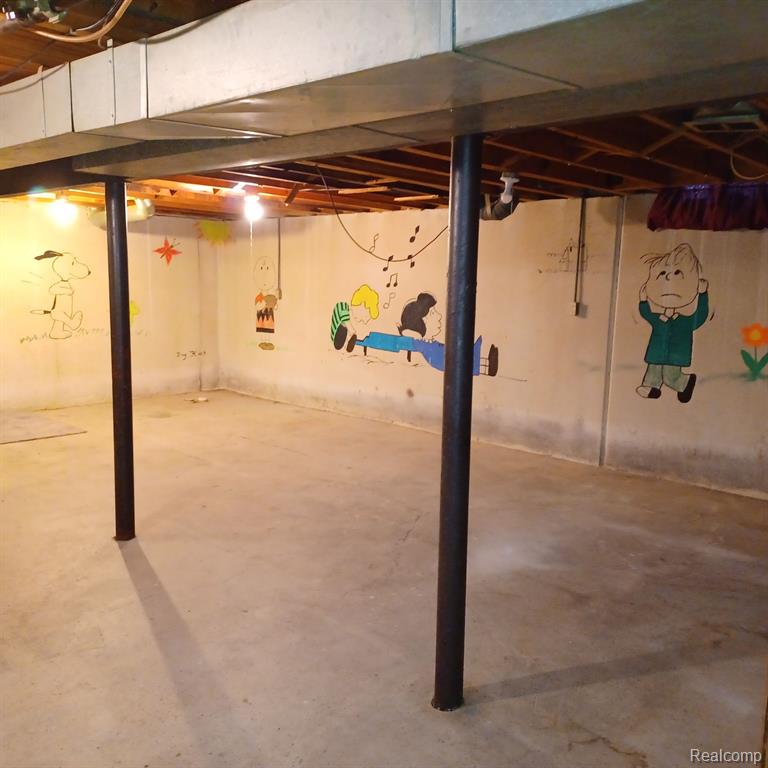 8739 Republic Avenue, Warren, MI 48089 — Photo 4