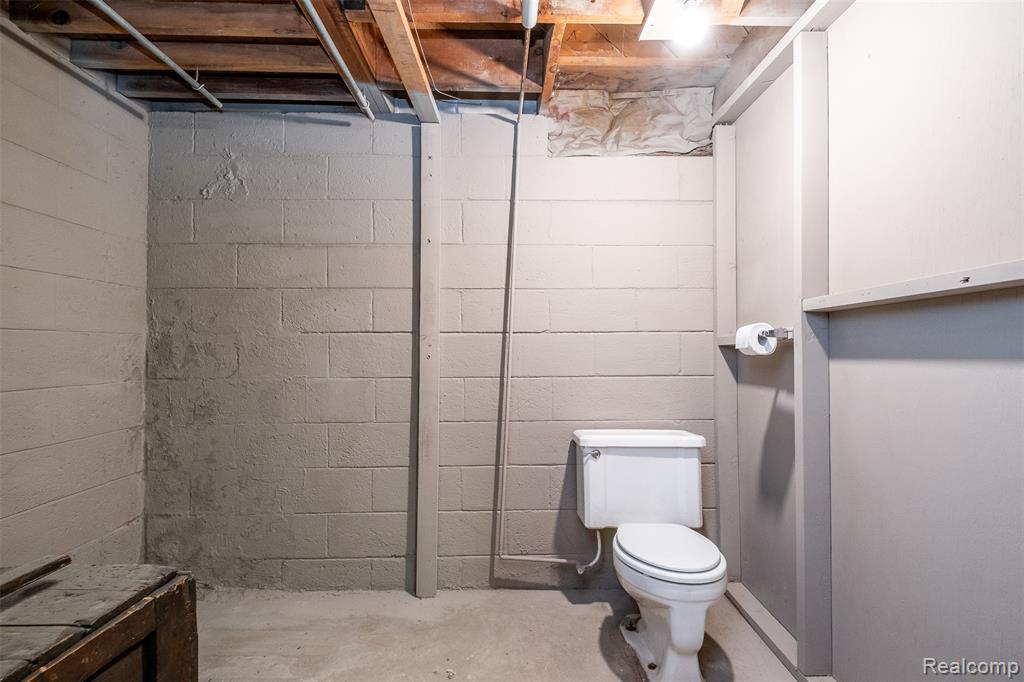35560 Weideman Street, Clinton Twp, MI 48035 — Photo 36