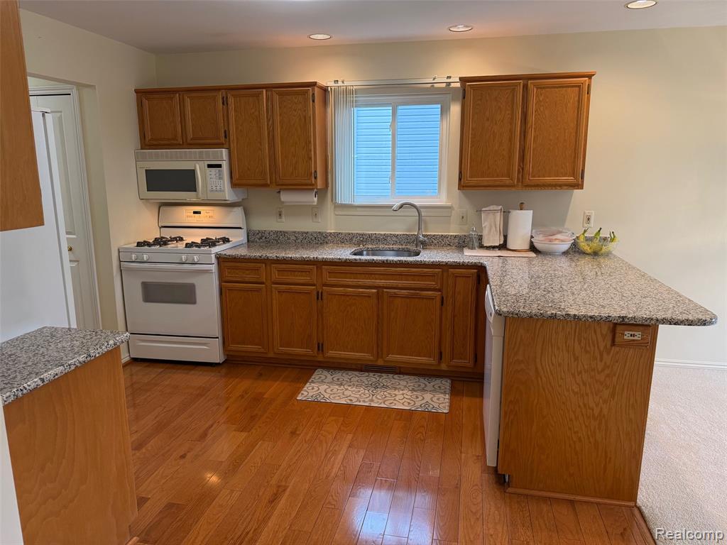 51367 D W Seaton Drive, New Baltimore, MI 48047 — Photo 12