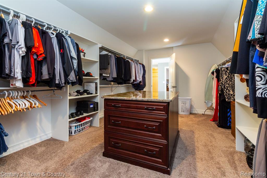 54152 Deer Ridge Court, Rochester, MI 48307 — Photo 36