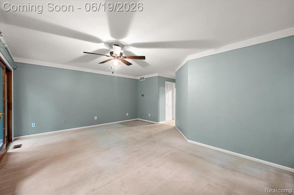 670 Rolling Acres Drive, Ortonville, MI 48462 — Photo 32