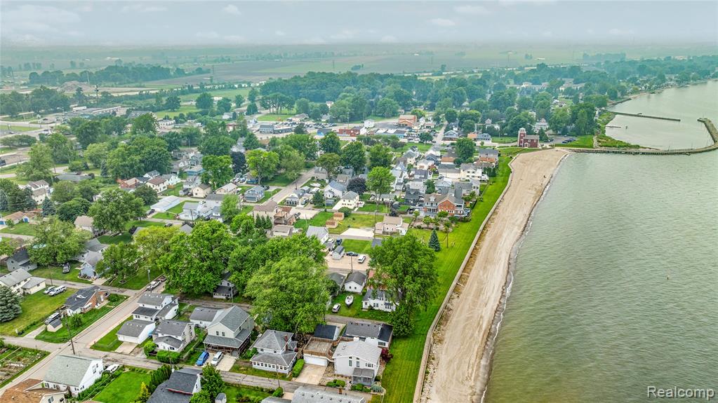 4354 S 5th Street, Luna Pier, MI 48157 — Photo 33