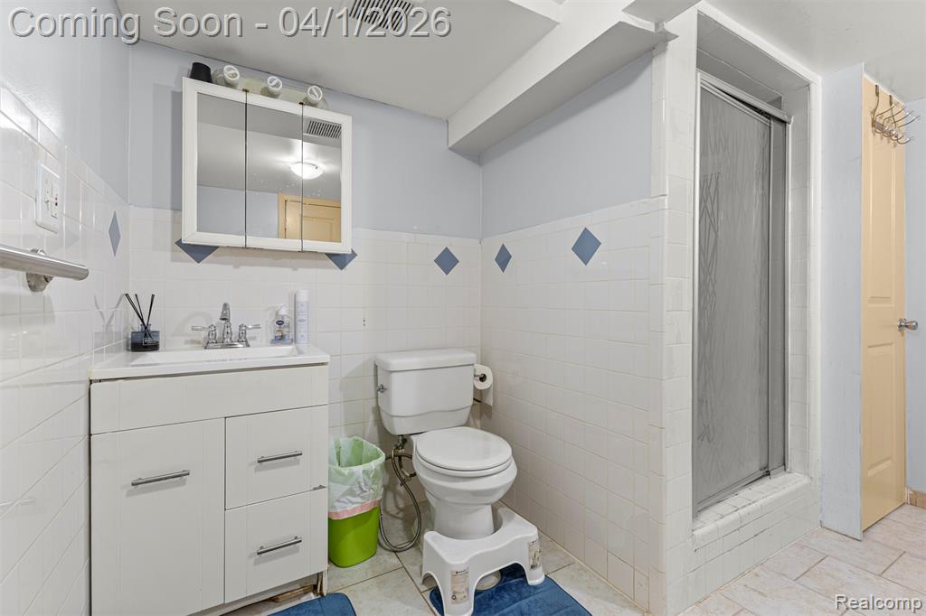 7351 N Gulley Road, Dearborn Heights, MI 48127 — Photo 40